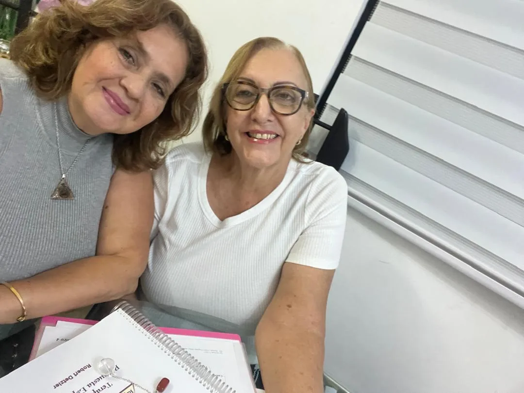 Encuentro de estudio con materiales de Terapia de Respuesta Espiritual